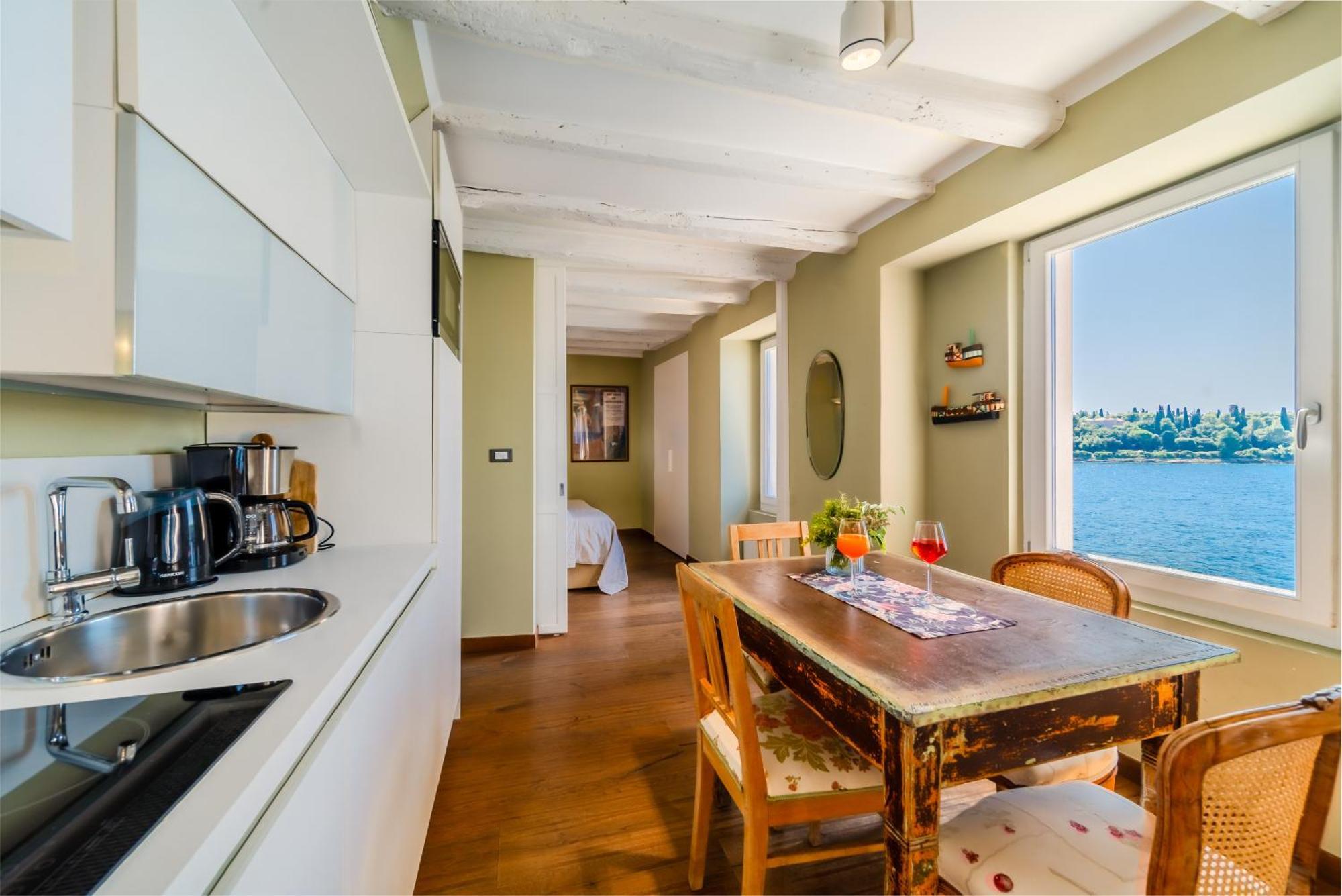 Apartment Mediterraneo Rovinj Kültér fotó