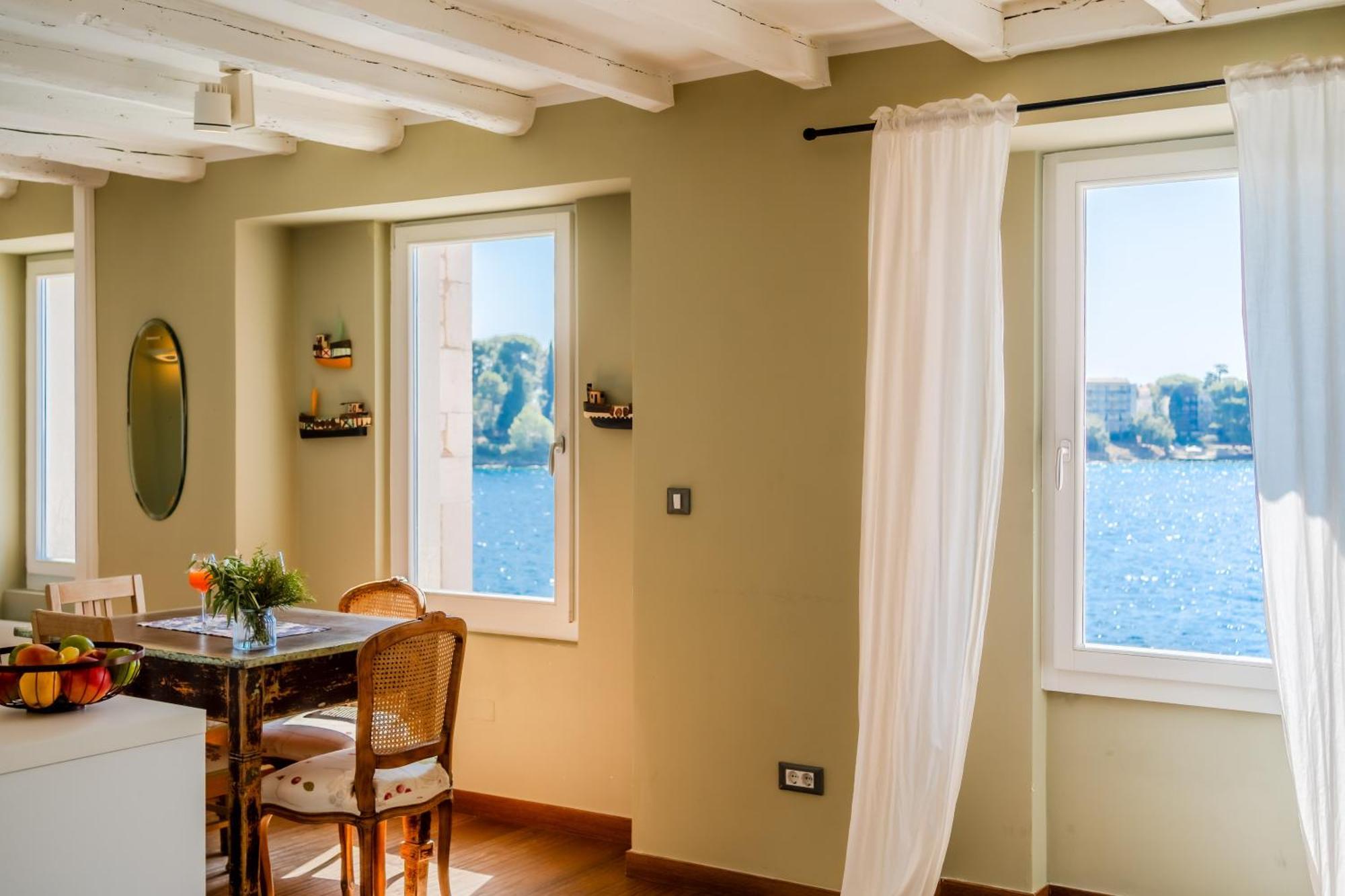 Apartment Mediterraneo Rovinj Kültér fotó